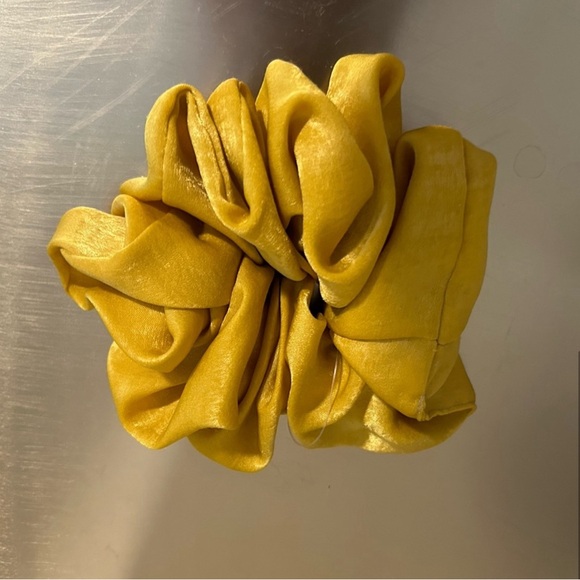 Jewel Tone Oversized Satin Hair Scrunchies, Set of 4, NWT - Picture 4 of 9